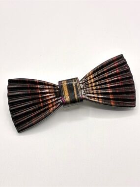 Vintage Taiwan Bow Barrette Hair Clip Retro Black Gold Tone Ribbed Bow